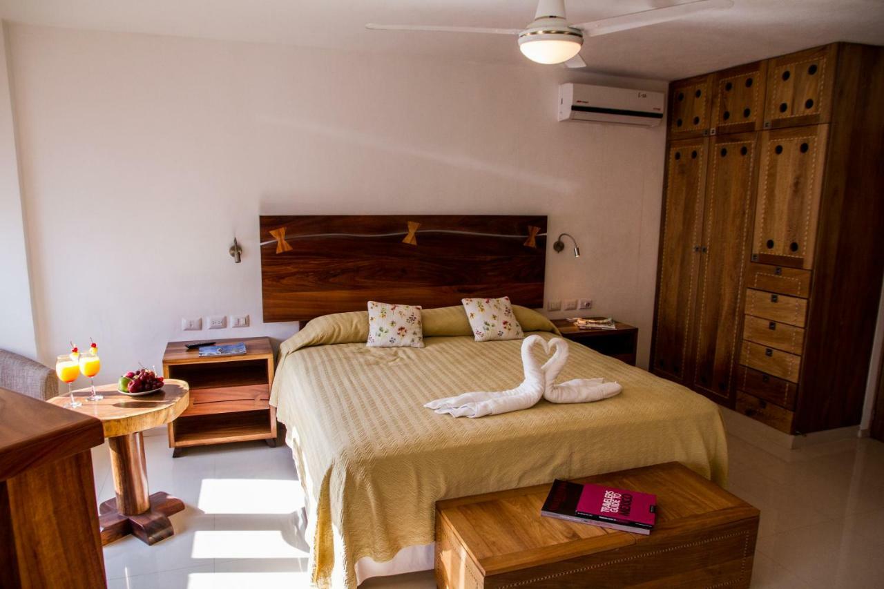Hotel Andales On The Bay Suites 巴亞爾塔港 外观 照片