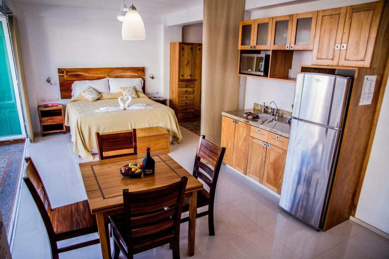 Hotel Andales On The Bay Suites 巴亞爾塔港 外观 照片