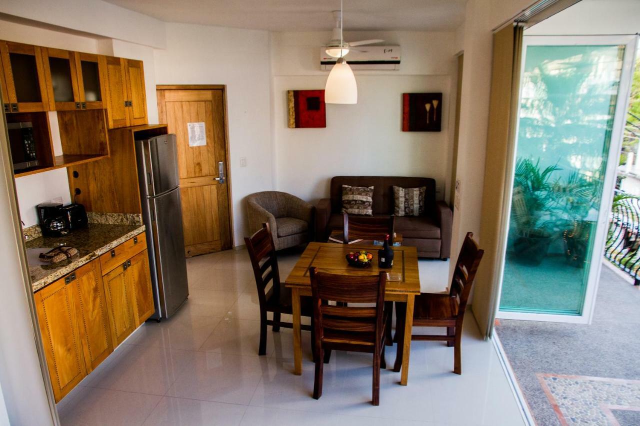 Hotel Andales On The Bay Suites 巴亞爾塔港 外观 照片